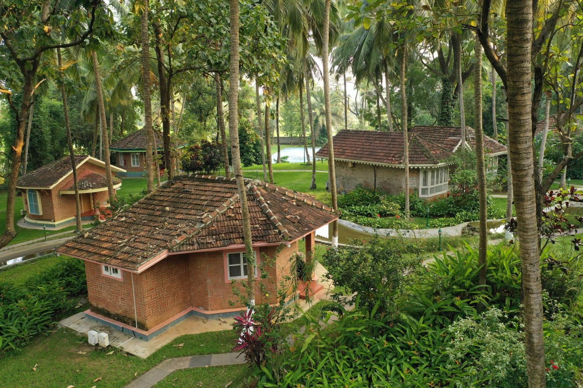 Kairali - The Ayurvedic Healing Village Palakkad Εξωτερικό φωτογραφία