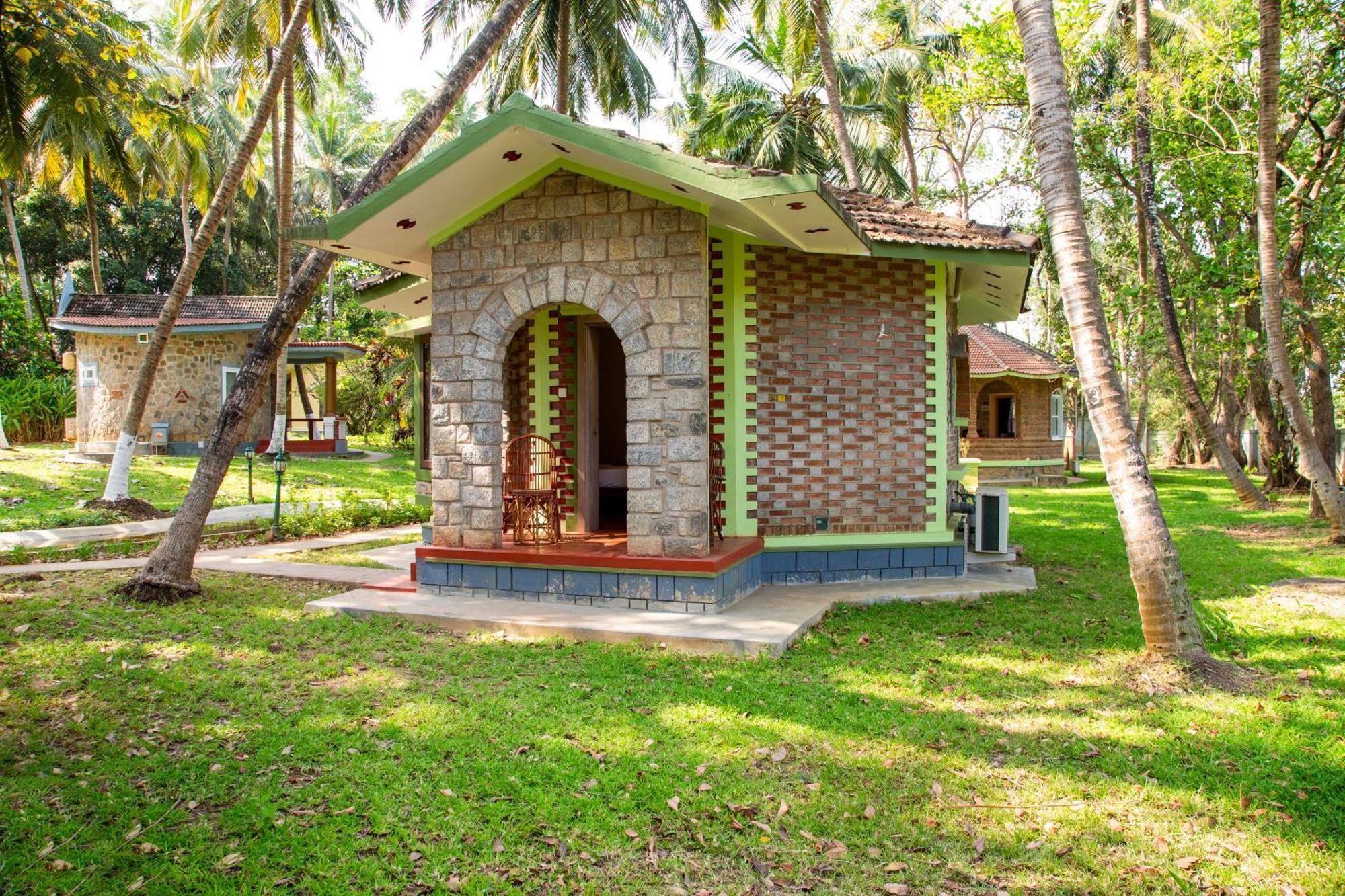 Kairali - The Ayurvedic Healing Village Palakkad Εξωτερικό φωτογραφία