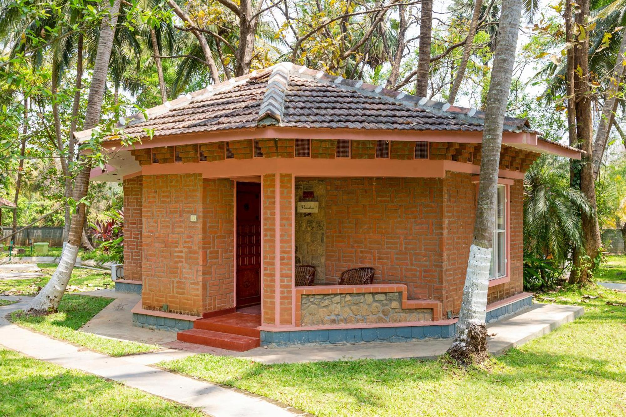 Kairali - The Ayurvedic Healing Village Palakkad Εξωτερικό φωτογραφία